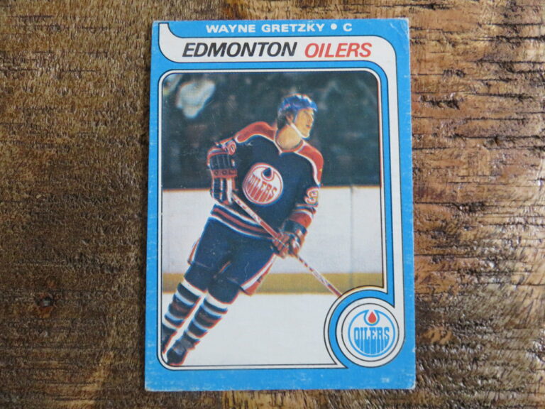 Online Auction Gretzky Rookie Card for Sale